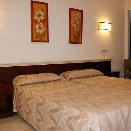 Hotel La Nina Cala Millor  Quarto foto