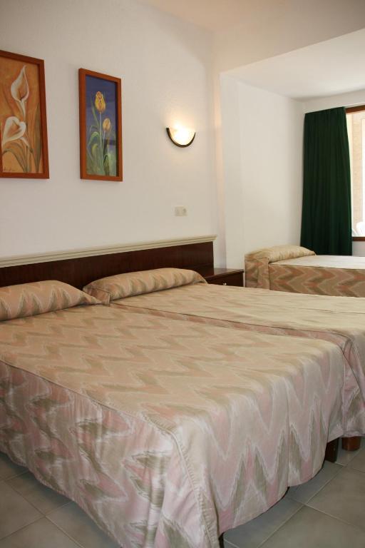 Hotel La Nina Cala Millor  Quarto foto
